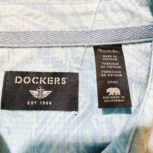 Dockers Men's Small Short Sleeve Button-down Hawaiian Design Shirt NWT - Picture 11 of 14